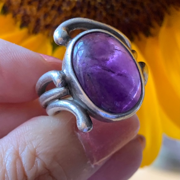 VINTAGE DESIGNER PURPLE OVAL AMETHYST CABOCHON STERLING SILVER RING HEAVY CHUNKY